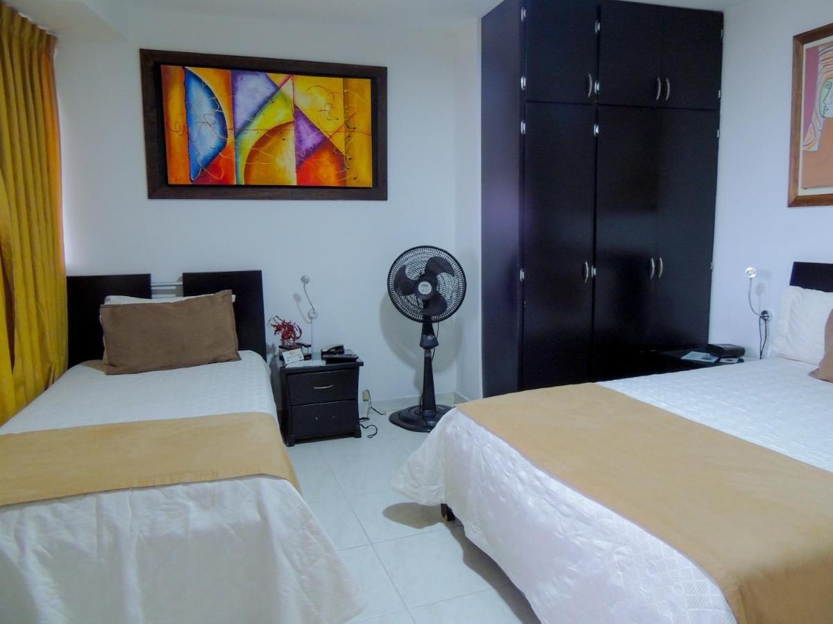 Hotel San Martin Armenia  Zimmer foto